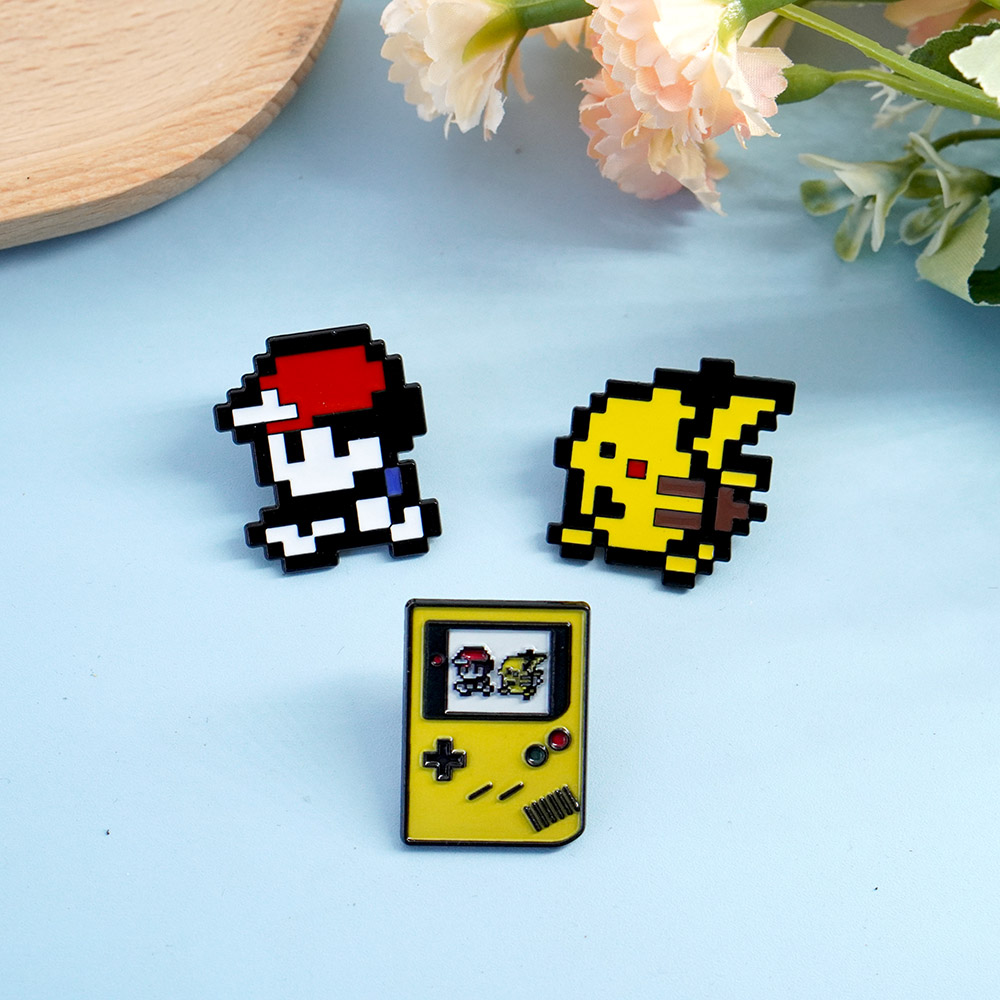 Vintage Brooch Pin - Retro Pixel Game Boy Ash Monster