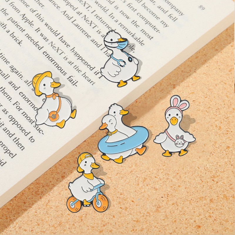 Pin Custom Goose Duck Shopping – Shop Jewelry & Watches Near Me recenzja i cena